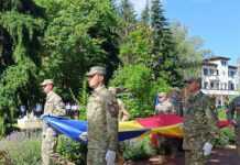 Ceremonii militare de Ziua Drapelului și dezvelirea plăcii dedicate generalului Nicolae Dăscălescu