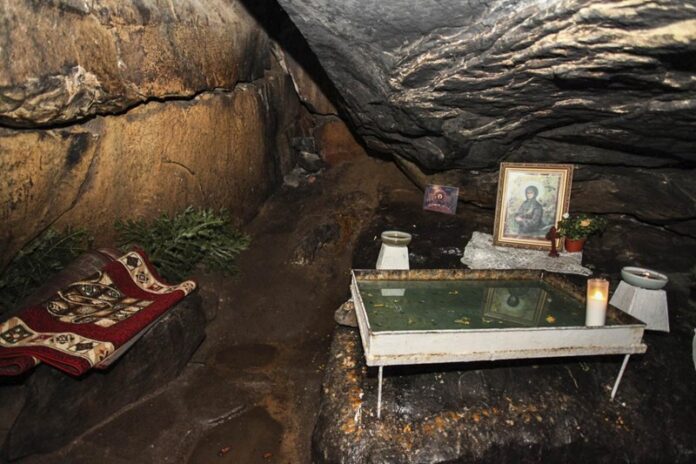 pestera_sf_teodora_sihla-5