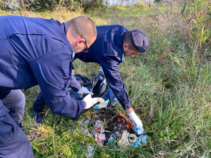 jandarmi curatenie 5