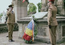 Ceremonie militară de Ziua Eroilor la Piatra-Neamț