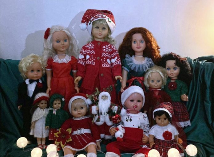 Afis atelier vestimentație pentru păpuși