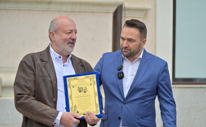 Claudiu Istodor stea (4)
