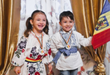 De Ziua Familiei: povestea soților Cărbunaru, care au adoptat gemenii luați în plasament
