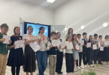 23 de echipaje de la 10 școli s-au întrecut la prima ediție a concursului „IQ JUNIOR”