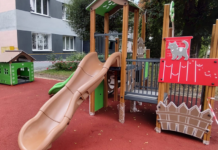 Un nou loc de joacă modern pentru vacanța copiilor din Piatra-Neamț