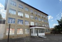Primarul Adrian Niță a semnat contractul de finanțare pentru reabilitarea termică a Școlii nr. 11
