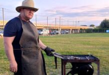 Girov: seară de film la forja de campanie