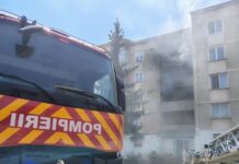 Temperaturile ridicate au provocat un incendiu într-un bloc din Mărăței