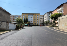 Ritm intens de lucru pe străzile și în parcările din cartierul Precista